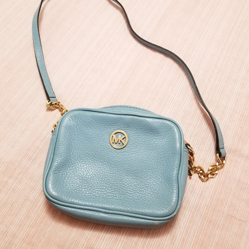 Michael Kor mini aquablue crossbag
